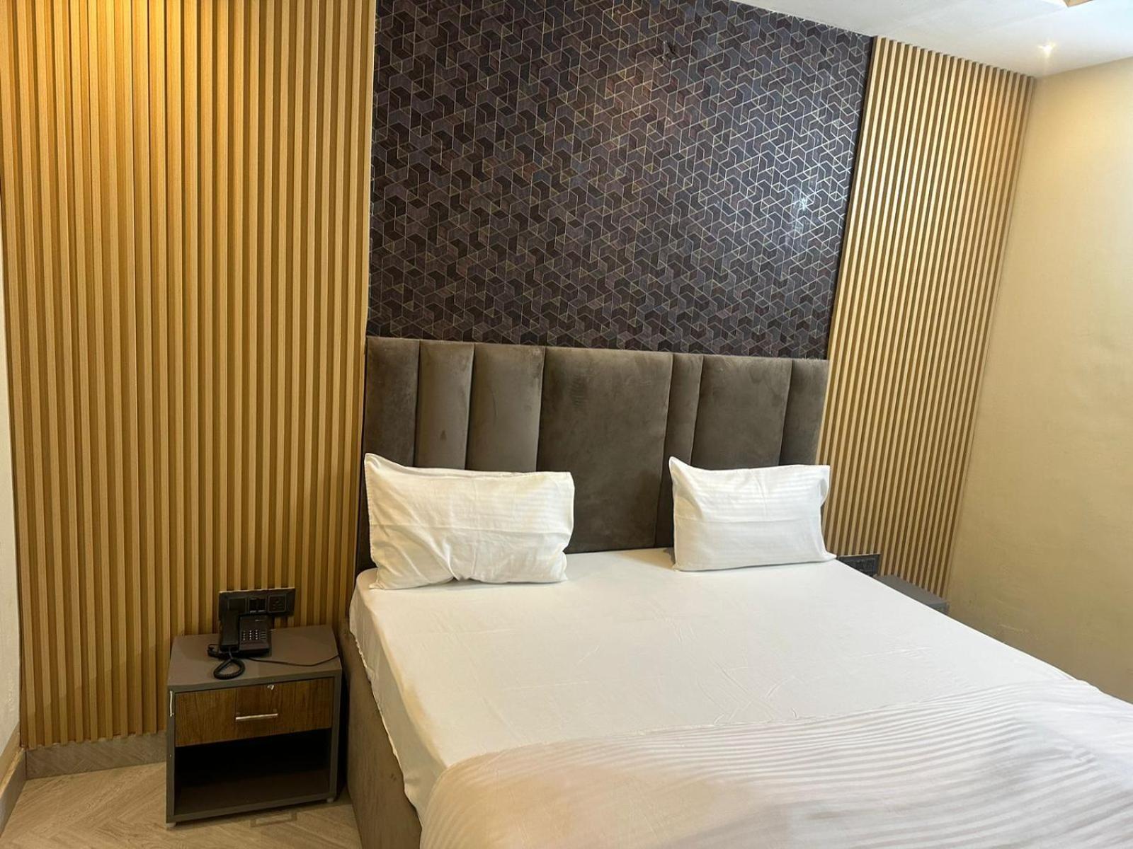 Hotel Kritika Большая Нойда Экстерьер фото
